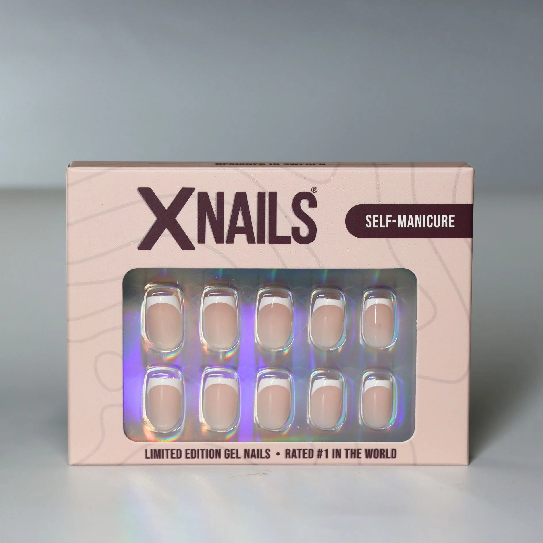 Angelic Aura XNails förpackning – limited edition gelénaglar i square fransk vit tipp