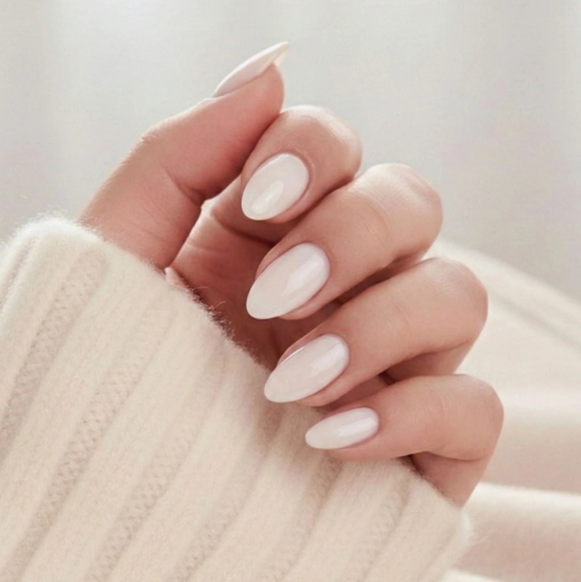 Satin Snow - Press-on naglar | XNails